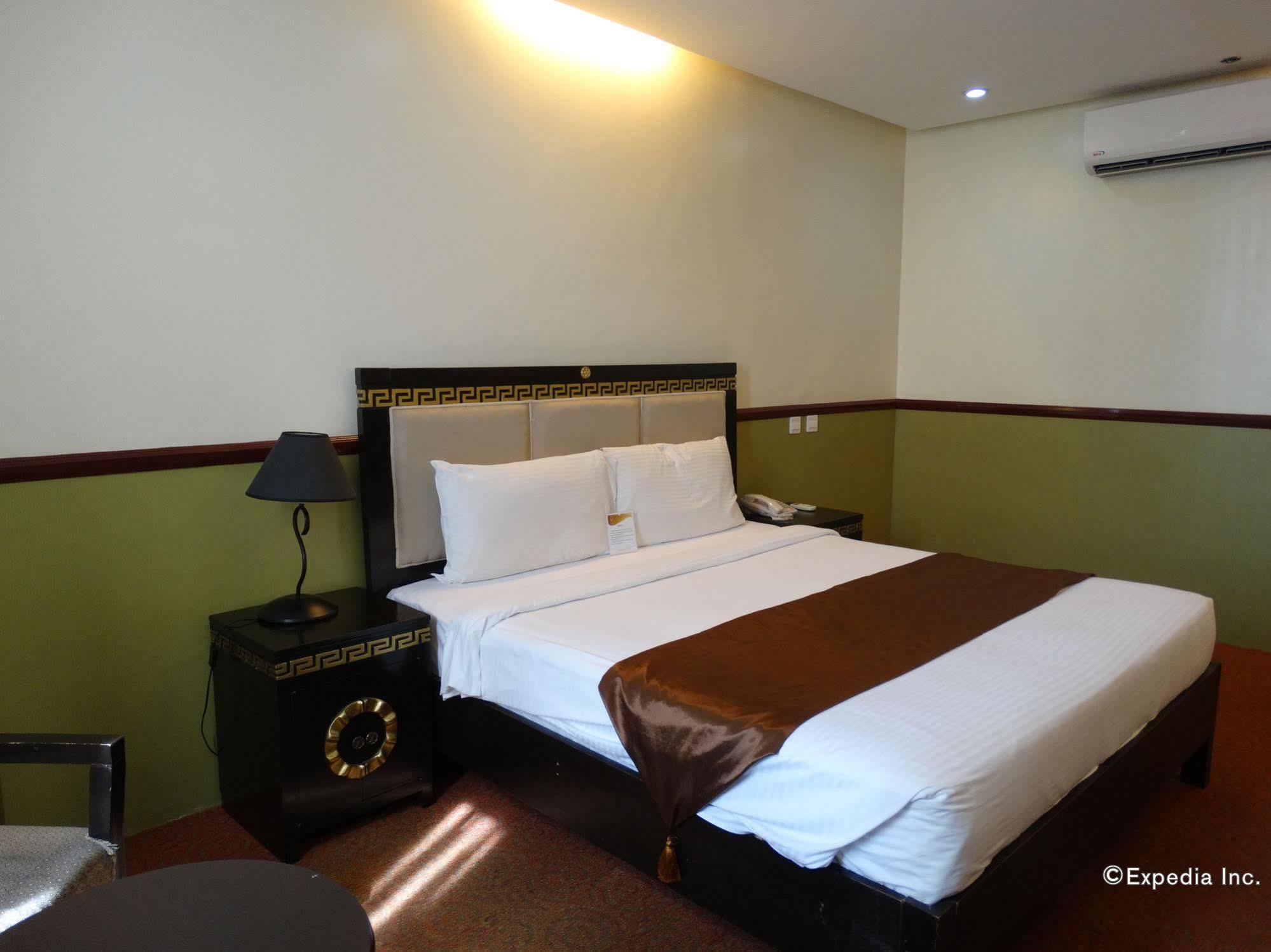 Manila Crown Palace Hotel Eksteriør billede